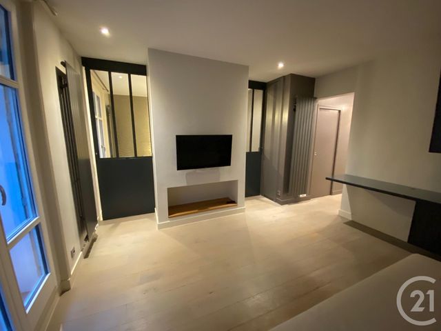Appartement F2 à vendre - 2 pièces - 37.64 m2 - PARIS - 75002 - ILE-DE-FRANCE - Century 21 Alpha Saint-Germain