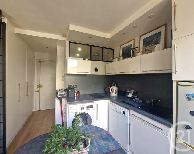 Appartement Studio à vendre - 1 pièce - 23.7 m2 - PARIS - 75006 - ILE-DE-FRANCE - Century 21 Alpha Saint-Germain