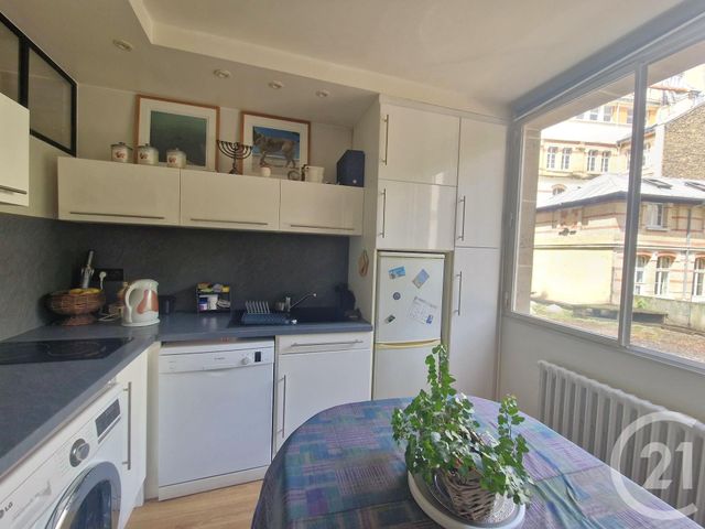 Appartement Studio à vendre - 1 pièce - 23.7 m2 - PARIS - 75006 - ILE-DE-FRANCE - Century 21 Alpha Saint-Germain