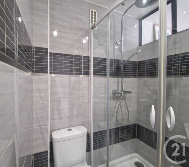 Appartement Studio à vendre - 1 pièce - 23.7 m2 - PARIS - 75006 - ILE-DE-FRANCE - Century 21 Alpha Saint-Germain