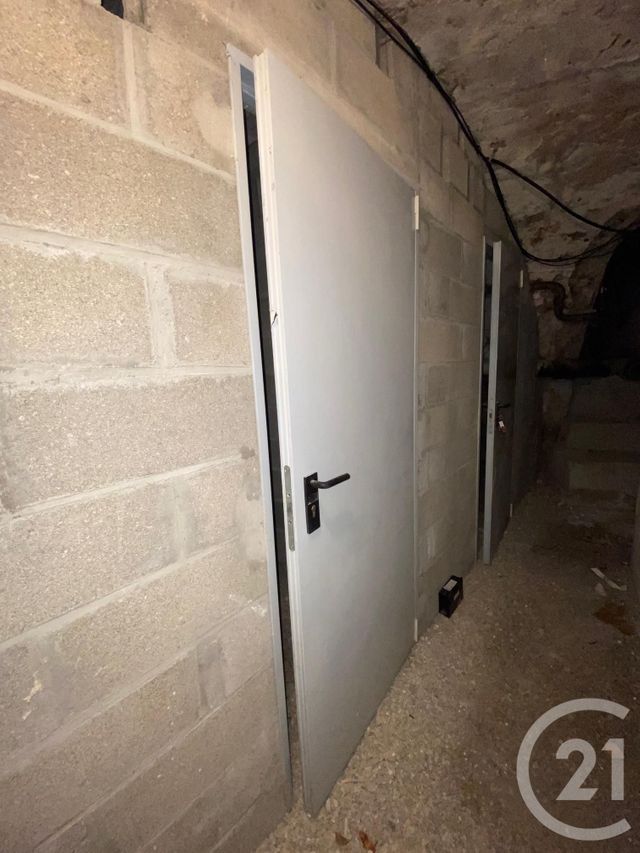 Appartement Local à vendre - 1 pièce - 19.0 m2 - PARIS - 75006 - ILE-DE-FRANCE - Century 21 Alpha Saint-Germain