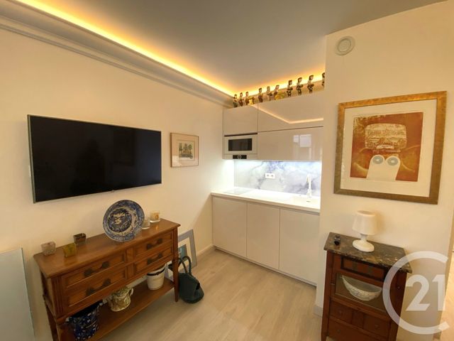 Appartement Studio à vendre - 1 pièce - 20.0 m2 - PARIS - 75006 - ILE-DE-FRANCE - Century 21 Alpha Saint-Germain