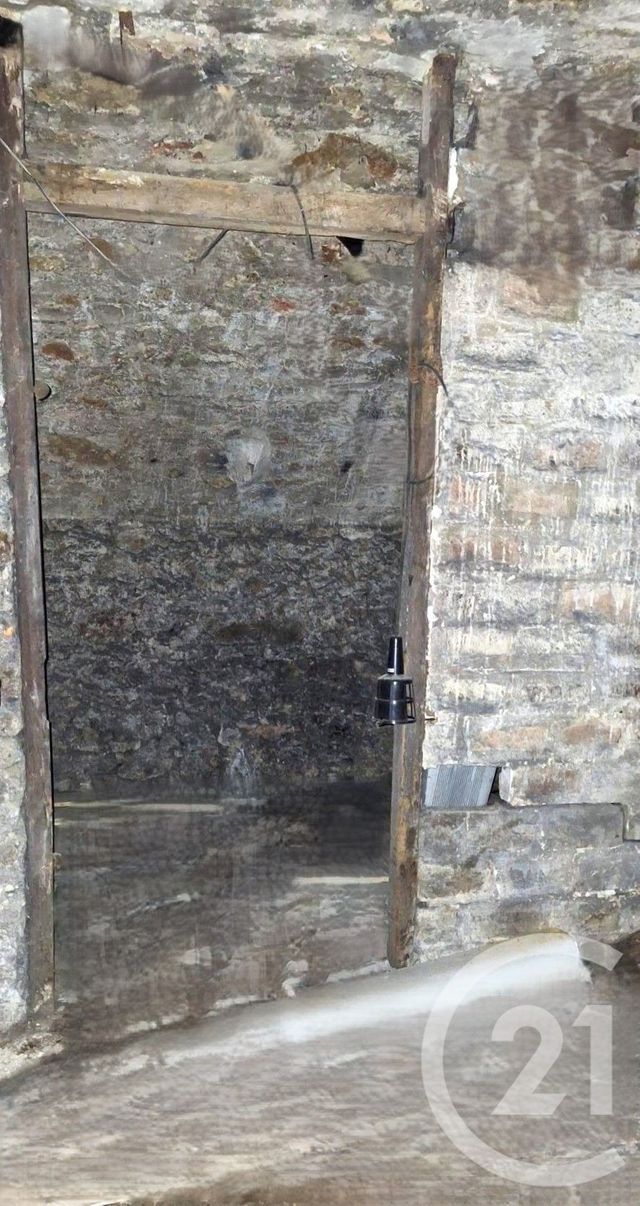 Appartement Débarras à vendre - 1 pièce - 15.7 m2 - PARIS - 75005 - ILE-DE-FRANCE - Century 21 Alpha Saint-Germain