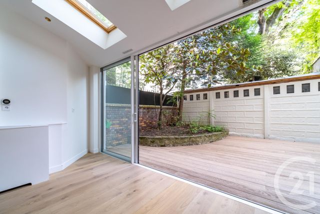 Appartement F4 à vendre - 4 pièces - 122.0 m2 - PARIS - 75006 - ILE-DE-FRANCE - Century 21 Alpha Saint-Germain