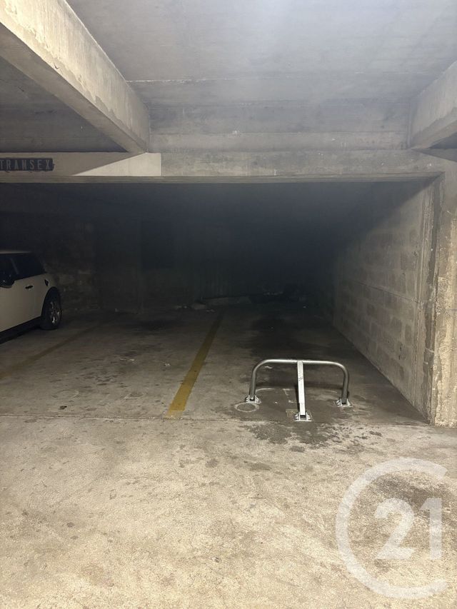 parking à vendre - 10.0 m2 - PARIS - 75008 - ILE-DE-FRANCE - Century 21 Alpha Saint-Germain