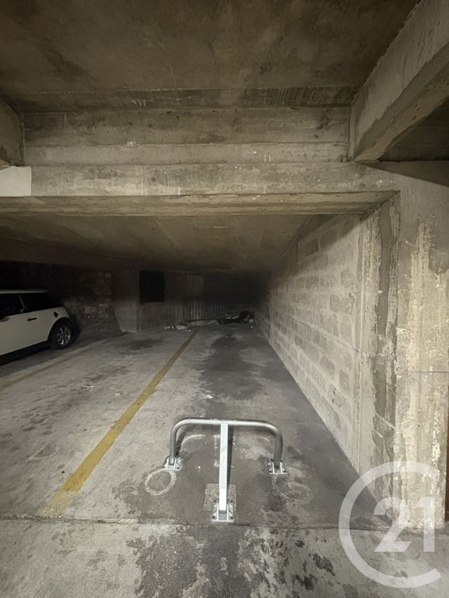parking à vendre - 10.0 m2 - PARIS - 75008 - ILE-DE-FRANCE - Century 21 Alpha Saint-Germain