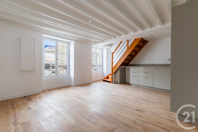 Appartement Duplex à vendre - 3 pièces - 49.68 m2 - PARIS - 75007 - ILE-DE-FRANCE - Century 21 Alpha Saint-Germain