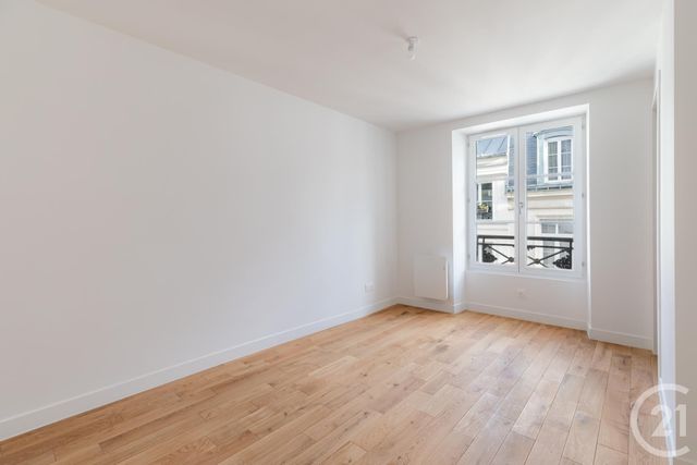 Appartement F2 à vendre - 2 pièces - 40.5 m2 - PARIS - 75007 - ILE-DE-FRANCE - Century 21 Alpha Saint-Germain