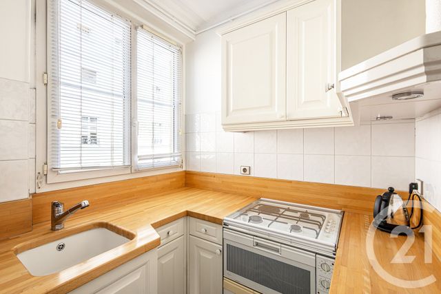 Appartement à vendre - 2 pièces - 45.0 m2 - PARIS - 75005 - ILE-DE-FRANCE - Century 21 Alpha Saint-Germain