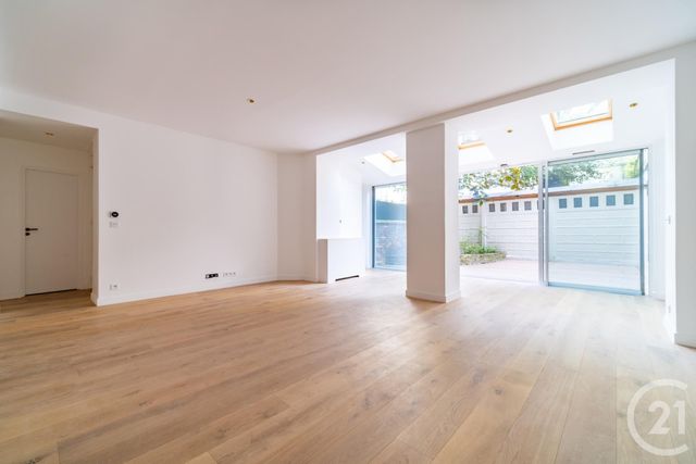 Appartement F4 à vendre - 4 pièces - 122.0 m2 - PARIS - 75006 - ILE-DE-FRANCE - Century 21 Alpha Saint-Germain