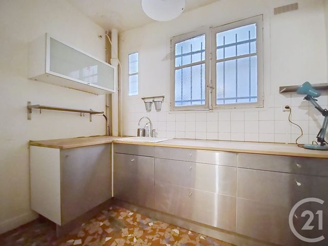 Appartement T3 à vendre - 3 pièces - 71.32 m2 - PARIS - 75010 - ILE-DE-FRANCE - Century 21 Alpha Saint-Germain