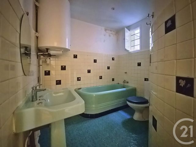 Appartement T3 à vendre - 3 pièces - 71.32 m2 - PARIS - 75010 - ILE-DE-FRANCE - Century 21 Alpha Saint-Germain