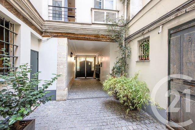 Appartement F2 à vendre - 2 pièces - 50.73 m2 - PARIS - 75002 - ILE-DE-FRANCE - Century 21 Alpha Saint-Germain