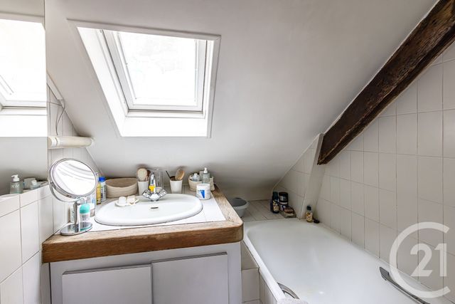 Appartement T2 à vendre - 2 pièces - 49.72 m2 - PARIS - 75006 - ILE-DE-FRANCE - Century 21 Alpha Saint-Germain