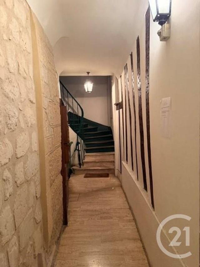 Appartement Studio à vendre - 1 pièce - 26.0 m2 - PARIS - 75006 - ILE-DE-FRANCE - Century 21 Alpha Saint-Germain