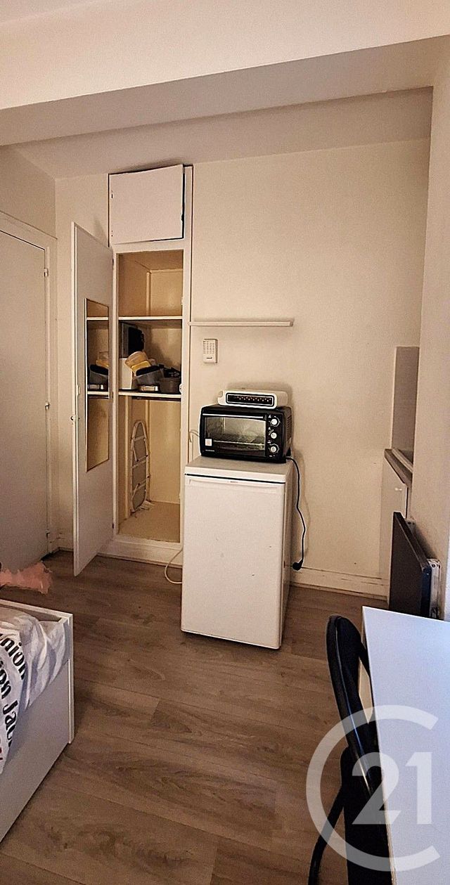 Appartement F1 à louer - 1 pièce - 10.0 m2 - PARIS - 75007 - ILE-DE-FRANCE - Century 21 Alpha Saint-Germain