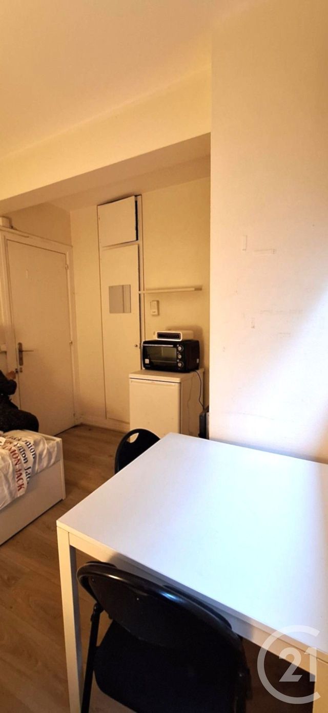 Appartement F1 à louer - 1 pièce - 10.0 m2 - PARIS - 75007 - ILE-DE-FRANCE - Century 21 Alpha Saint-Germain